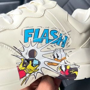 Gucci Donald Duck Rhyton sneakers